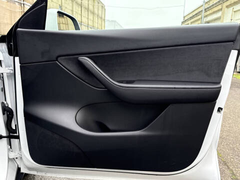 2020 Tesla Model Y Long Range