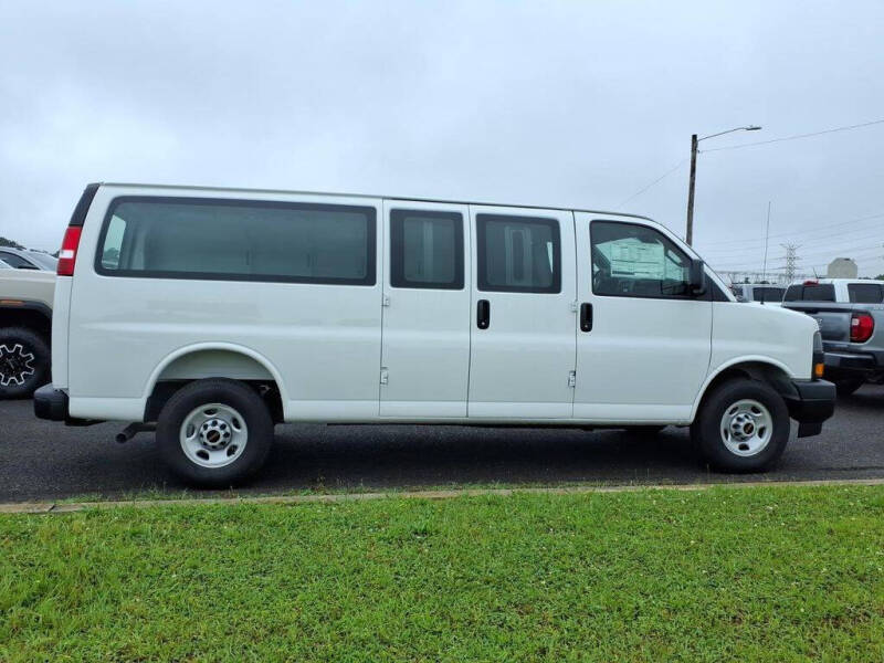 2026 GMC Savana 2500