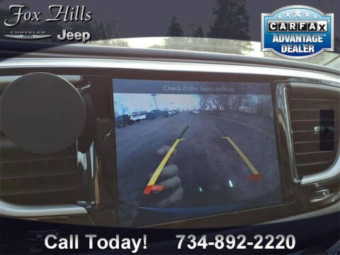 2017 Chrysler Pacifica Touring