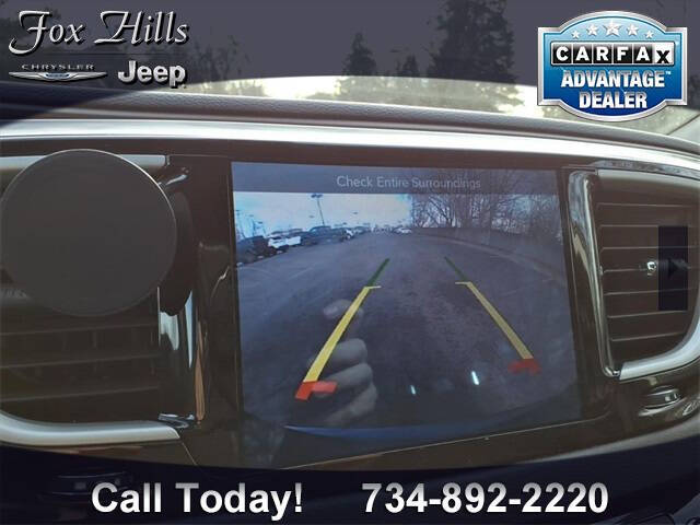 2017 Chrysler Pacifica Touring