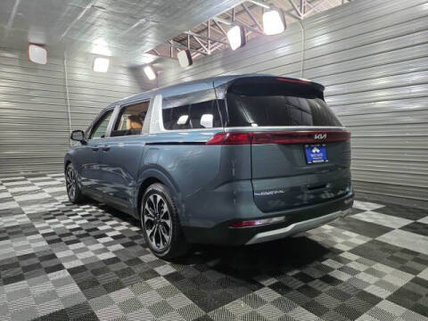 2024 Kia Carnival EX