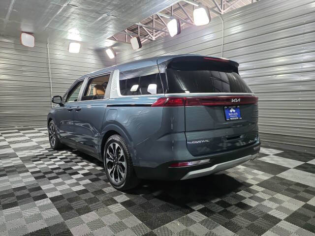 2024 Kia Carnival EX