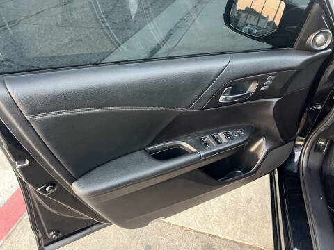 2015 Honda Accord EX-L V6 w/Navi