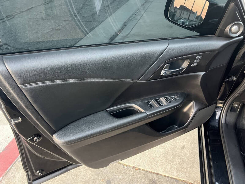 2015 Honda Accord EX-L V6 w/Navi