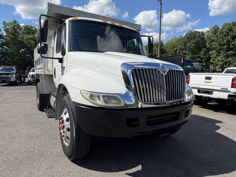 2006 International 4400 Dump Truck