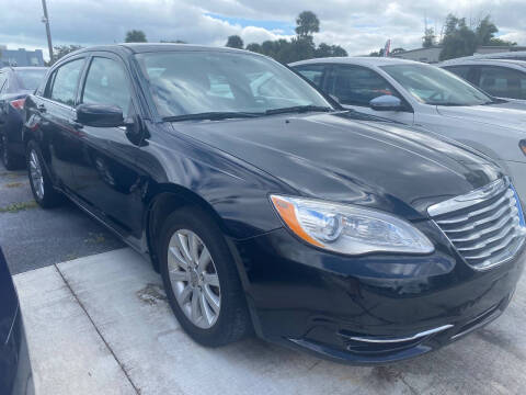 2013 Chrysler 200 Touring