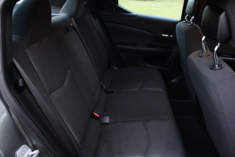 2013 Dodge Avenger SE V6