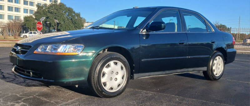 2000 Honda Accord for sale at Forward Motion Auto Sales LLC in Houston TX