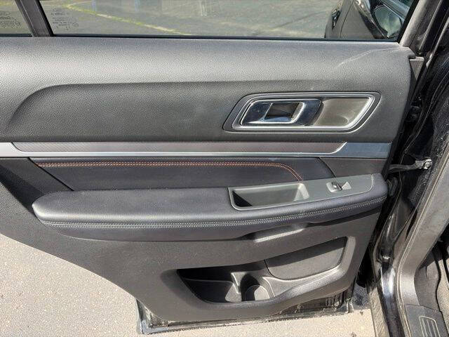 2017 Ford Explorer Sport