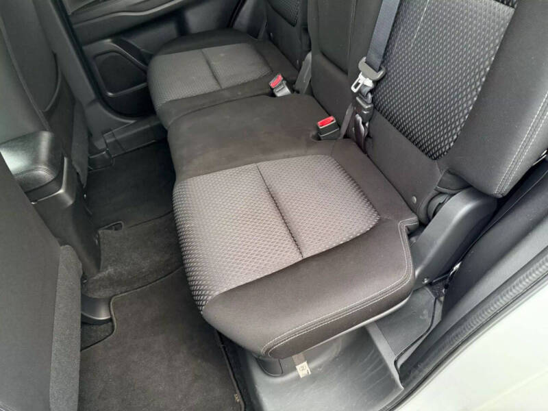 2017 Mitsubishi Outlander ES