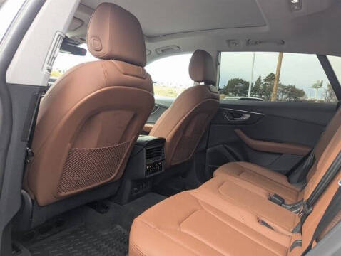 2022 Audi Q8 quattro Premium Plus 55 TFSI