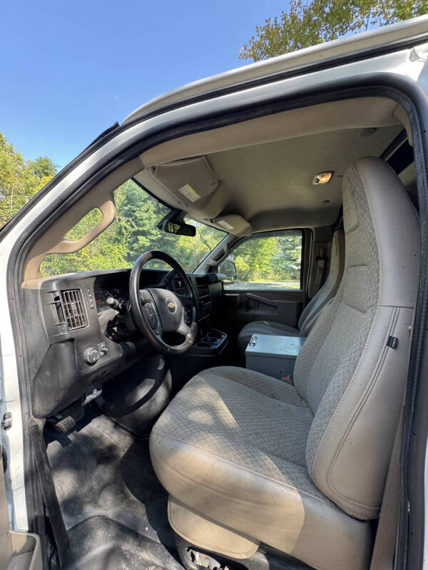 2021 Chevrolet Express 2500