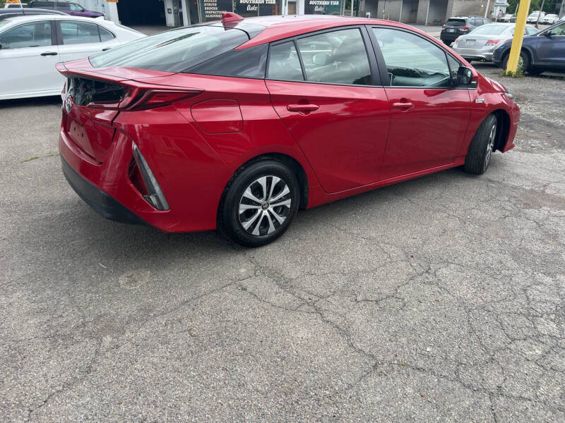 2022 Toyota Prius Prime LE