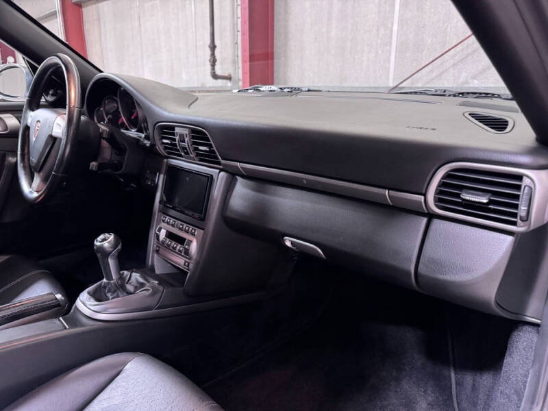 2005 Porsche 911 Carrera