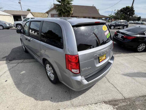 2013 Dodge Grand Caravan American Value Package