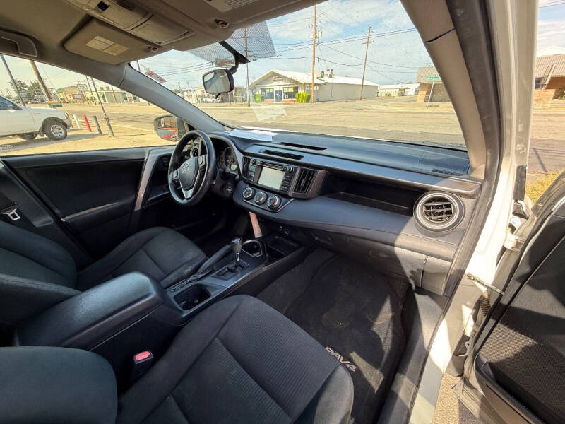 2016 Toyota RAV4 LE