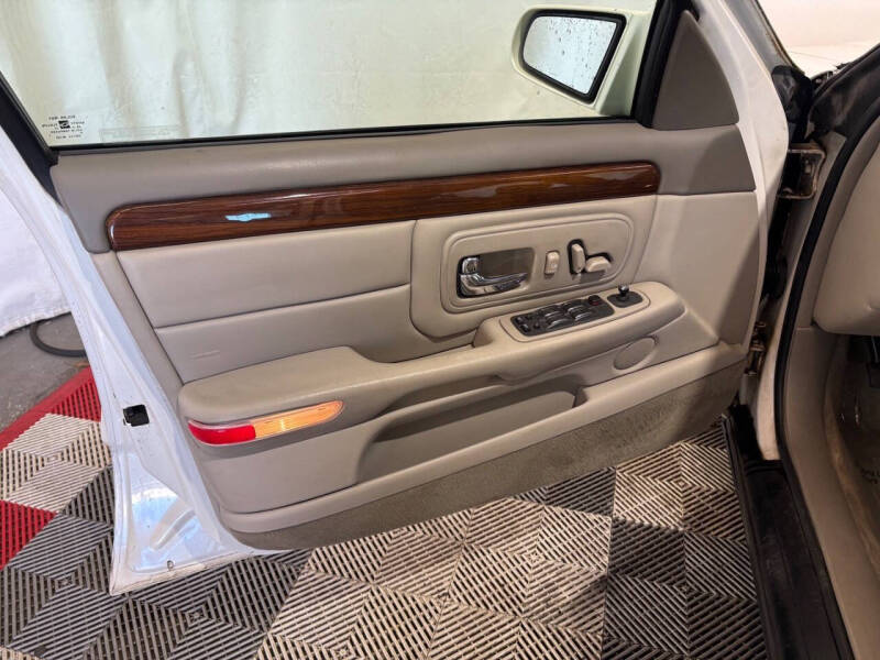 1999 Cadillac DeVille Concours