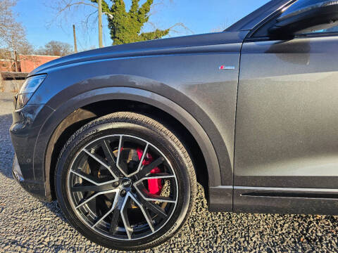 2020 Audi Q8 quattro Premium Plus 55 TFSI