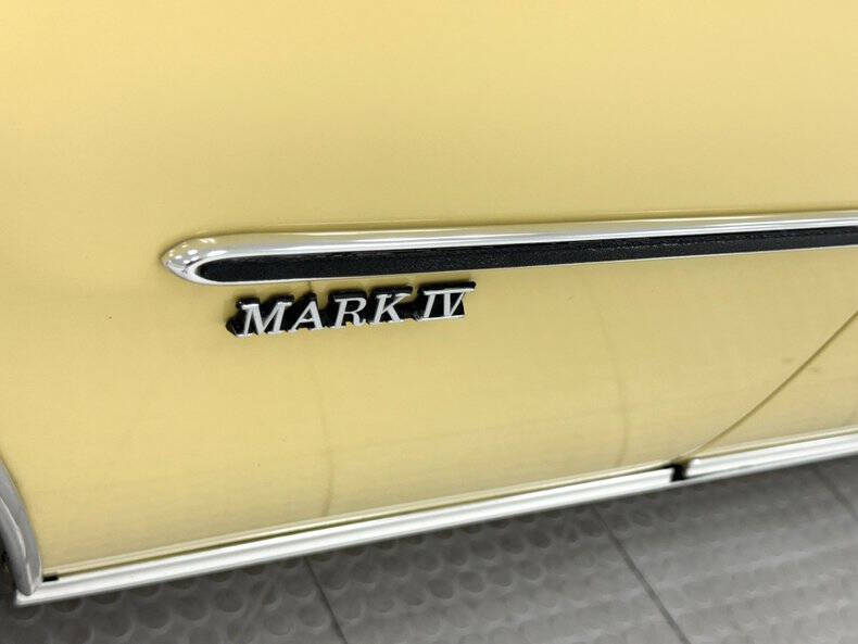 1973 Lincoln Continental