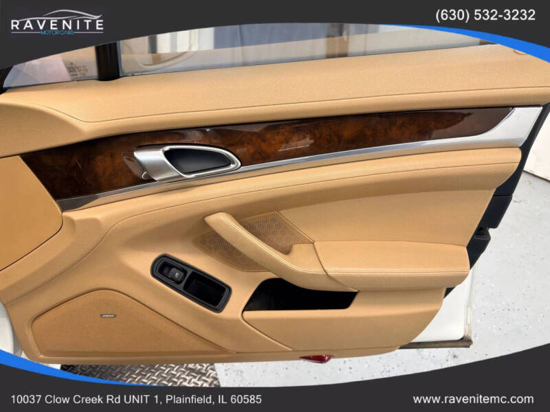 2012 Porsche Panamera