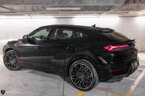 2025 Lamborghini Urus SE