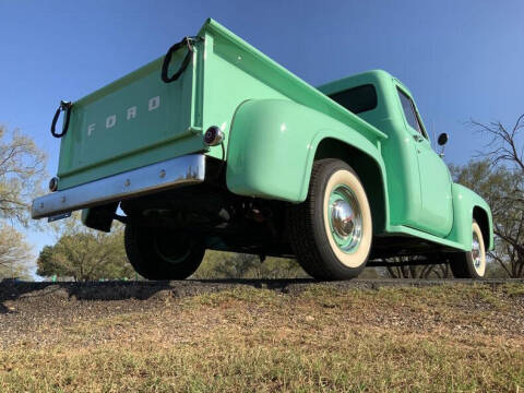 1954 Ford F-100