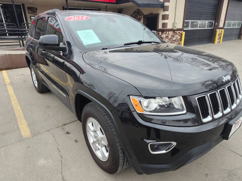 2014 Jeep Grand Cherokee for sale at El Pueblo Auto Sales in Des Moines IA