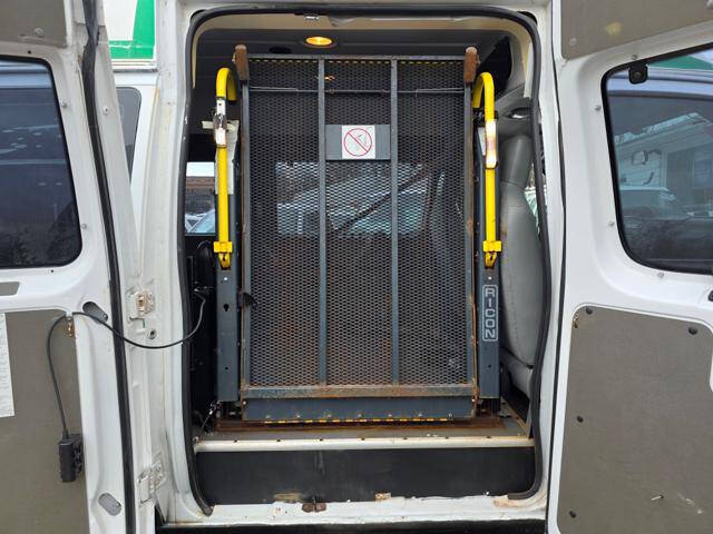 2012 Ford E-Series E-350 SD