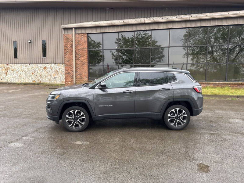 Used 2022 Jeep Compass Limited with VIN 3C4NJDCB1NT159305 for sale in Maysville, KY