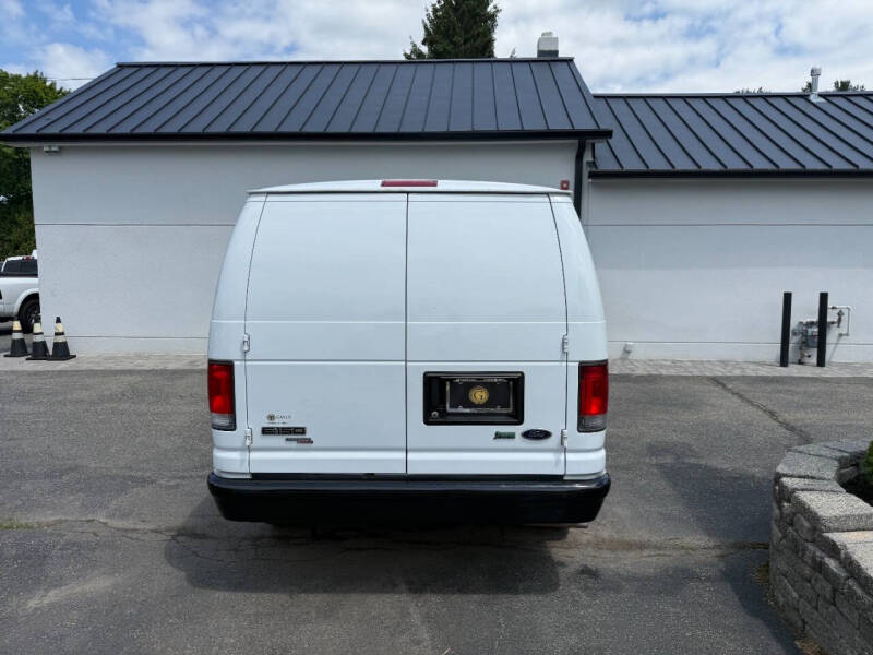 2014 Ford E-Series E-150