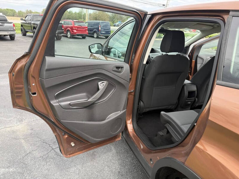2017 Ford Escape S