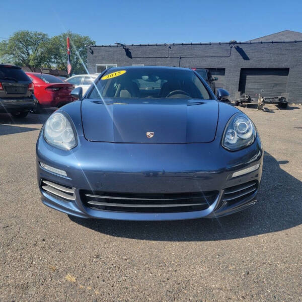 2015 Porsche Panamera 4