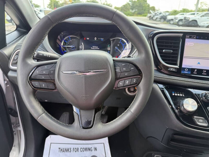 2024 Chrysler Pacifica Plug-In Hybrid