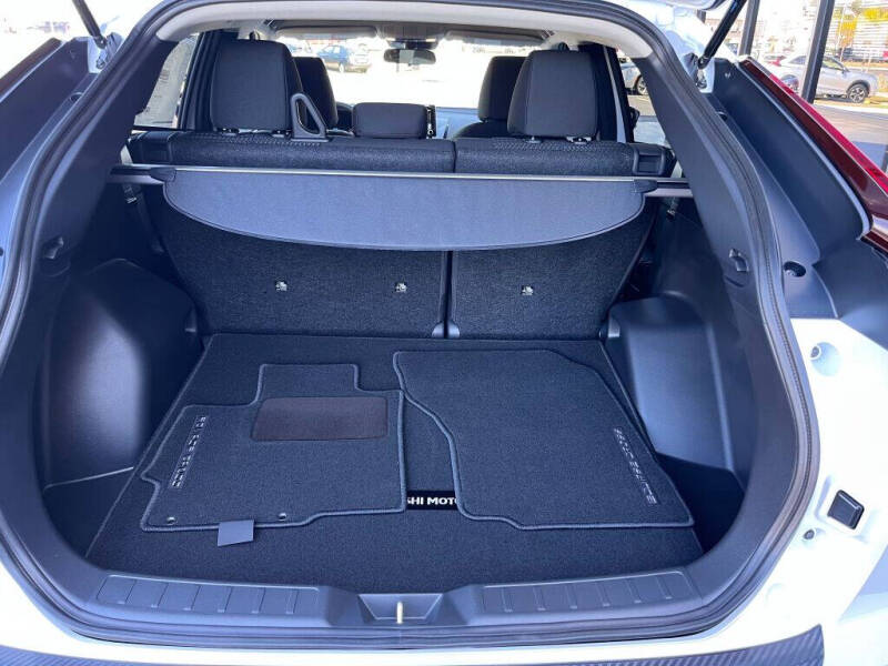 2025 Mitsubishi Eclipse Cross LE