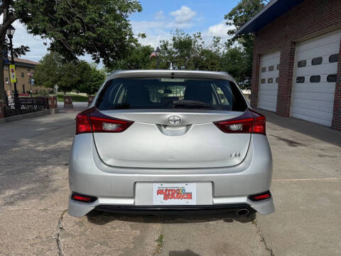 2016 Scion iM