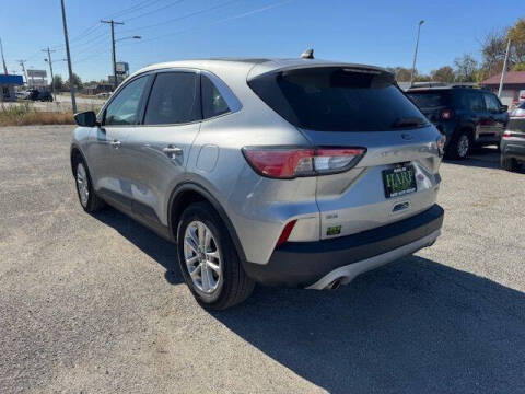 2021 Ford Escape Hybrid SE