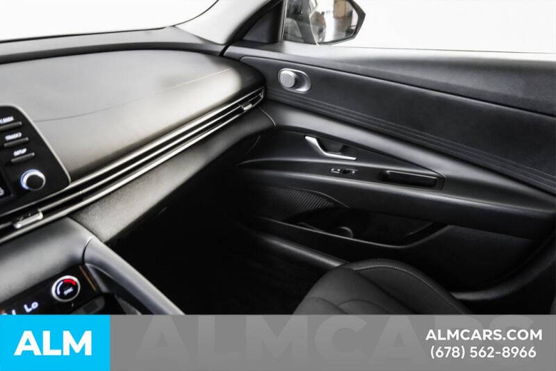 2022 Hyundai Elantra