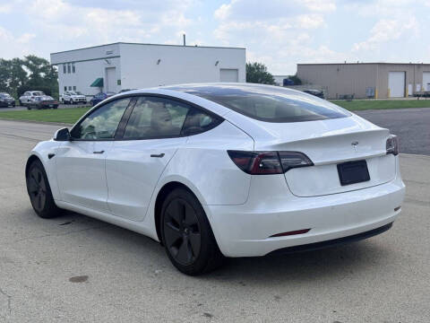 2021 Tesla Model 3 Standard Range Plus