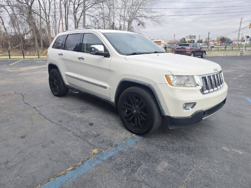 2011 Jeep Grand Cherokee Limited photo 4