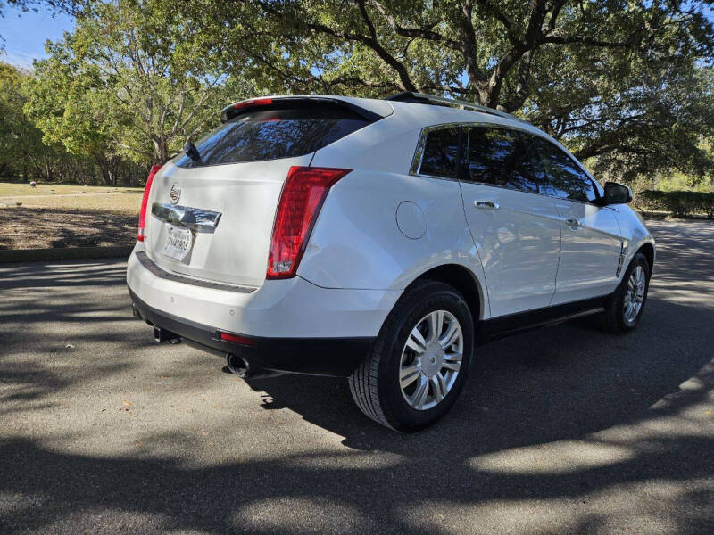 2011 Cadillac SRX Luxury Collection photo 4