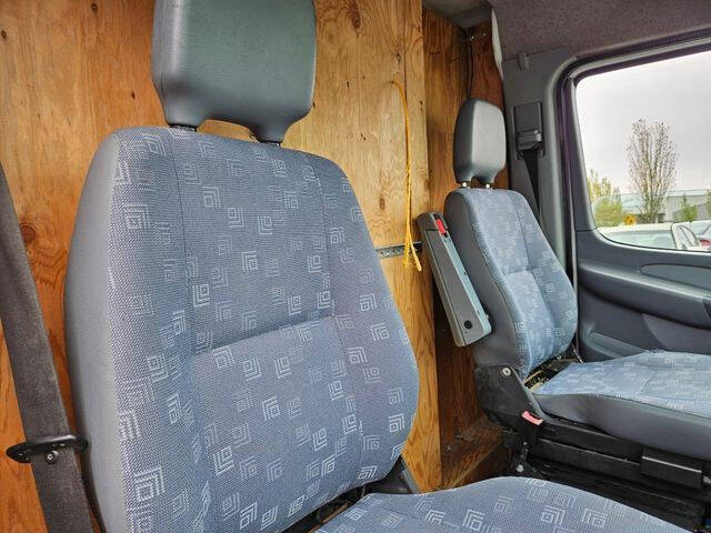 2005 Freightliner Sprinter 2500