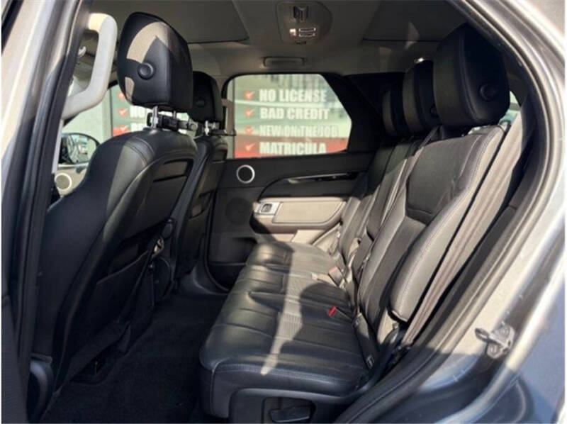 2019 Land Rover Discovery SE