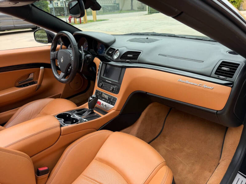 2014 Maserati GranTurismo Sport