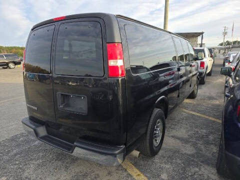 2017 Chevrolet Express LT 3500