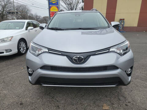 2018 Toyota RAV4 for sale at OFIER AUTO SALES in Freeport NY
