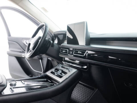 2022 Lincoln Aviator Livery