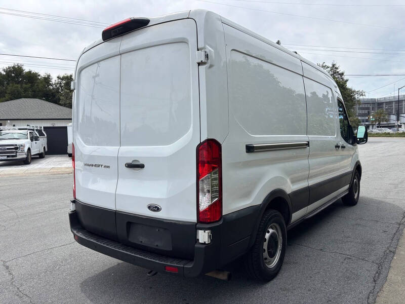 2021 Ford Transit 250