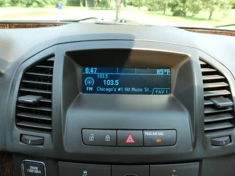 2012 Buick Regal Premium 1
