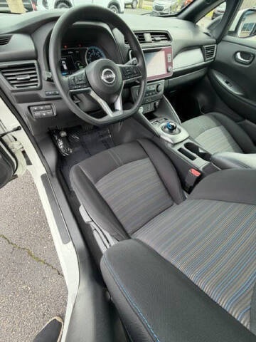 2023 Nissan LEAF S