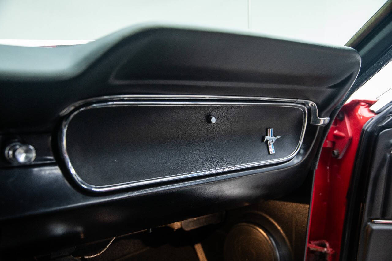 1965 Ford Mustang 97